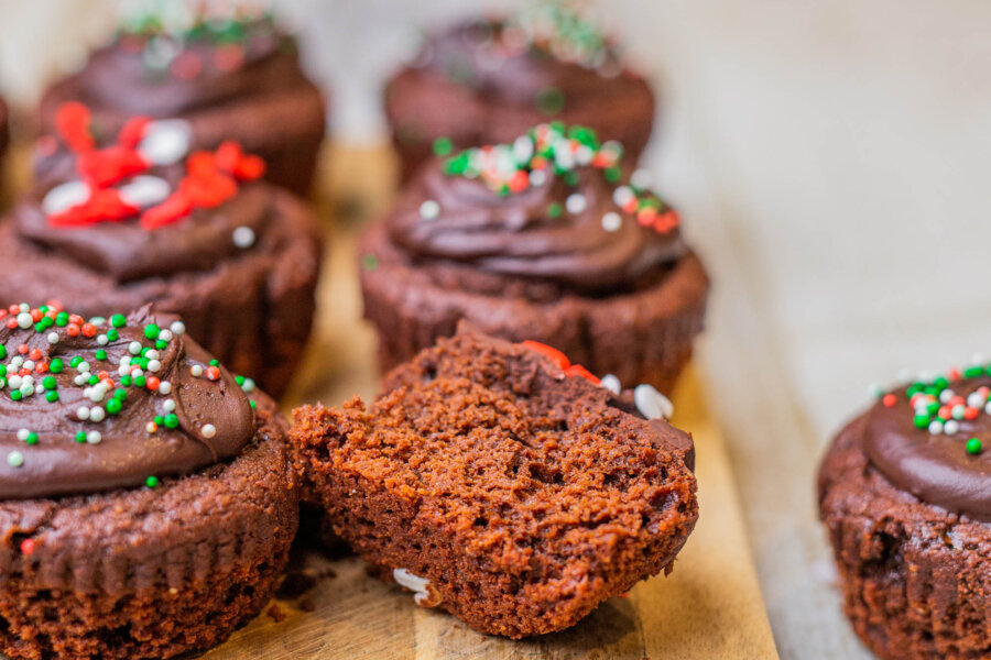 Vegan Chocolate Mint Cupcakes with Chocolate Peppermint Frosting