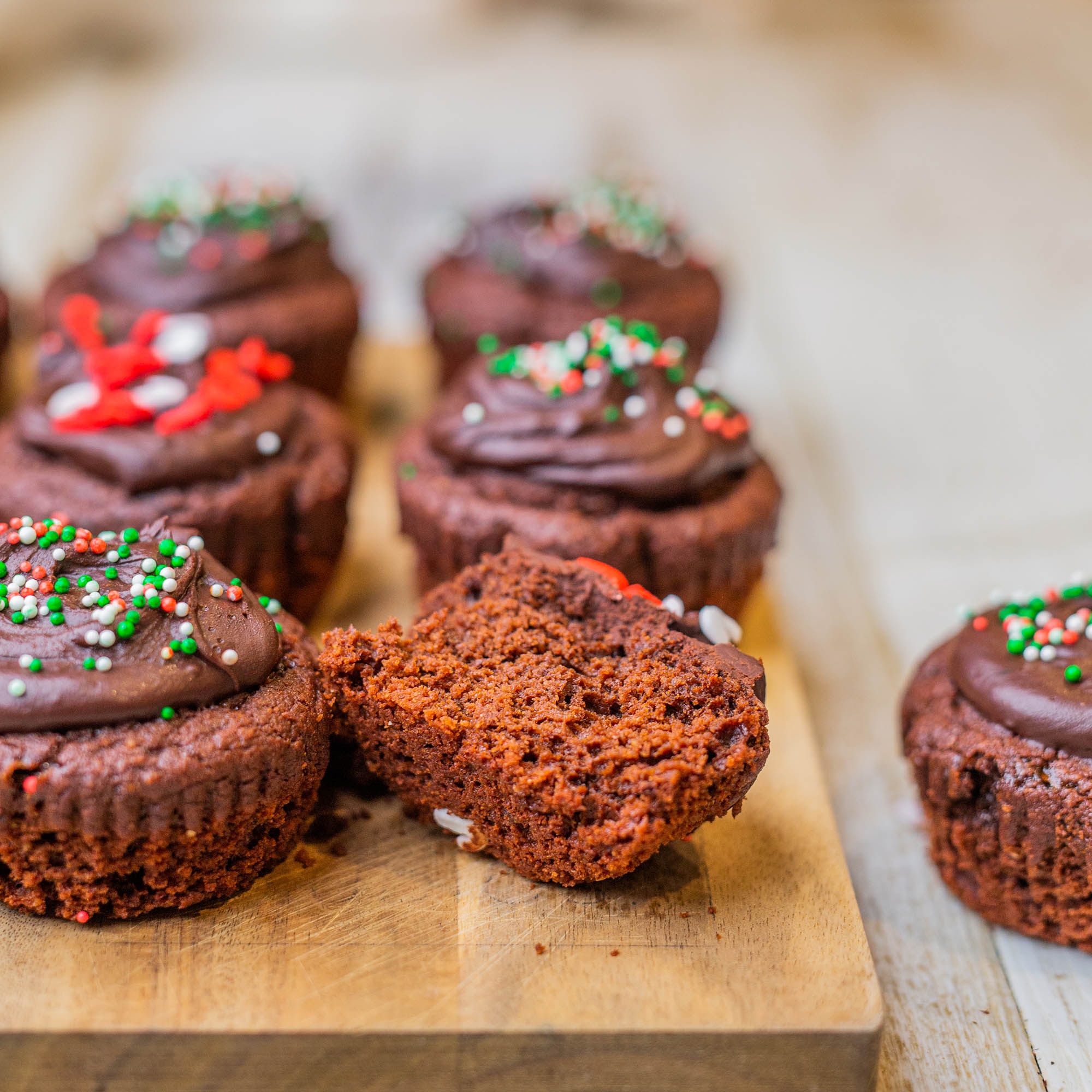 Vegan Chocolate Mint Cupcakes with Chocolate Peppermint Frosting